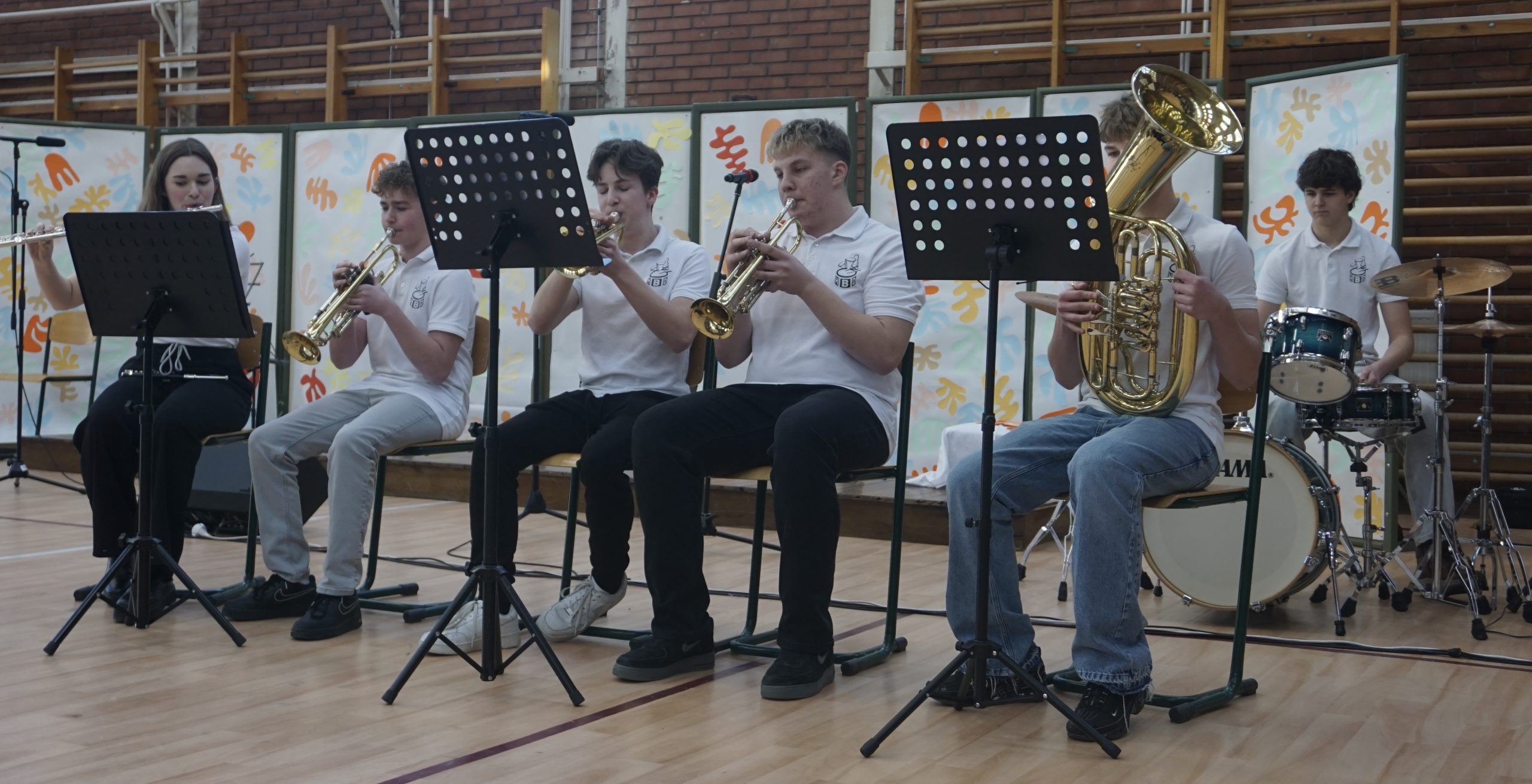 A figyelem ünnepe zenében és táncban